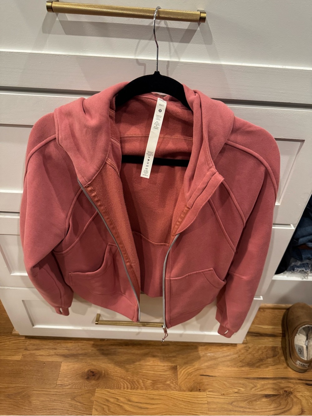 Lululemon Women’s Zip-Front Hoodie Jacket in Dusty Rose